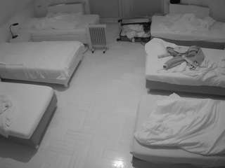 voyeurcam-julmodels-bed-6 Profile Image