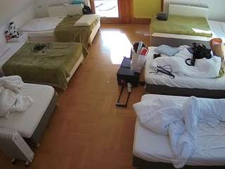 voyeurcam-julmodels-bed-6
