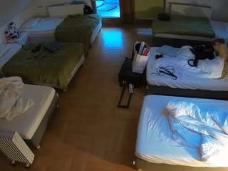 voyeurcam-julmodels-bed-6