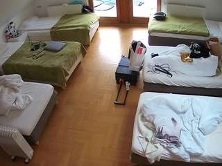 voyeurcam-julmodels-bed-6 Live Webcam on CamSoda