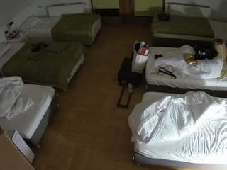 voyeurcam-julmodels-bed-6