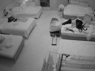 voyeurcam-julmodels-bed-6 camsoda