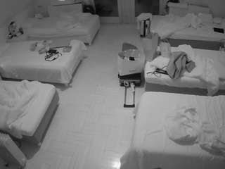 voyeurcam-julmodels-bed-6