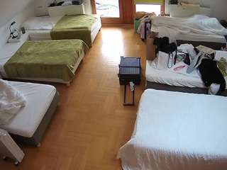 voyeurcam-julmodels-bed-6