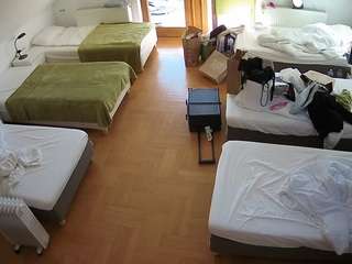 voyeurcam-julmodels-bed-6 - Live HD Webcam