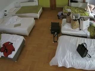 voyeurcam-julmod... Live Webcam on {site_name}