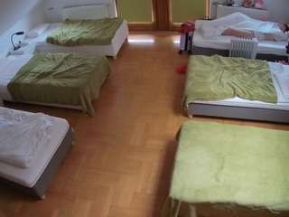 voyeurcam-julmodels-bed-6 webcam model