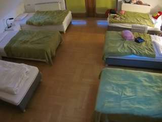 voyeurcam-julmodels-bed-6