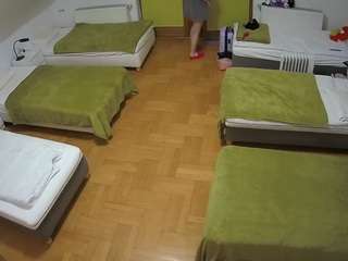 voyeurcam-julmodels-bed-6