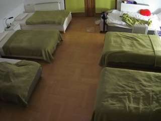 voyeurcam-julmodels-bed-6