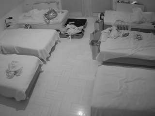 voyeurcam-julmodels-bed-6