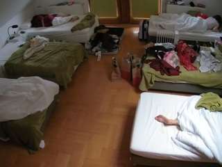 voyeurcam-julmodels-bed-6