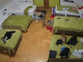 voyeurcam-julmodels-bed-6