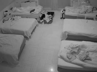 voyeurcam-julmodels-bed-6