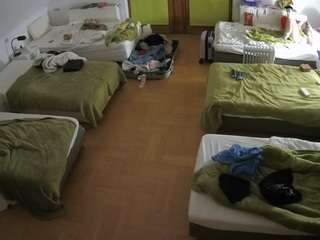 voyeurcam-julmodels-bed-6