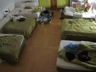 voyeurcam-julmodels-bed-6