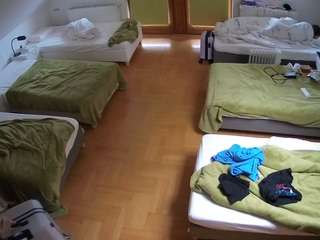 voyeurcam-julmodels-bed-6