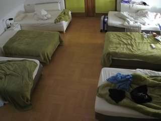 voyeurcam-julmodels-bed-6