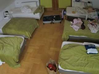 voyeurcam-julmodels-bed-6