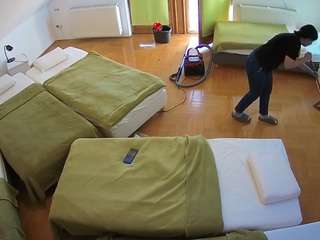 voyeurcam-julmodels-bed-6