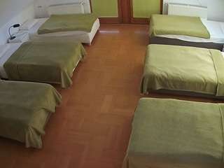 voyeurcam-julmodels-bed-6
