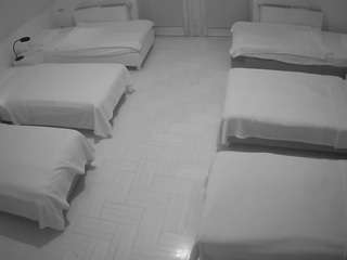 voyeurcam-julmodels-bed-6 webcam model