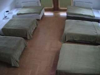 voyeurcam-julmodels-bed-6