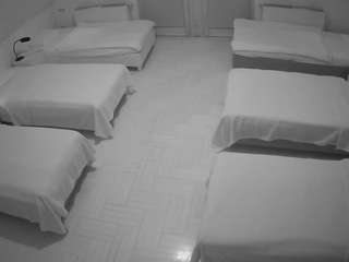 voyeurcam-julmodels-bed-6 webcam model