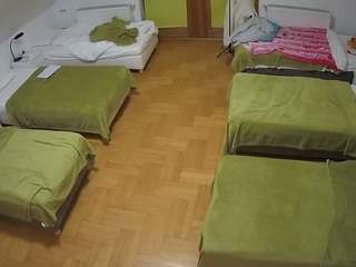 voyeurcam-julmodels-bed-6 webcam