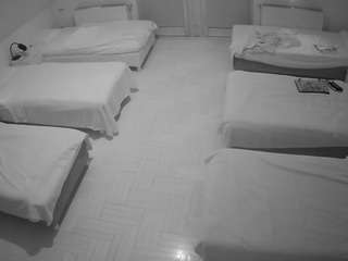 voyeurcam-julmodels-bed-6