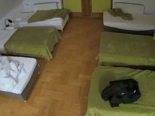 voyeurcam-julmodels-bed-6 webcam