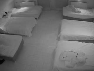 voyeurcam-julmodels-bed-6 webcam