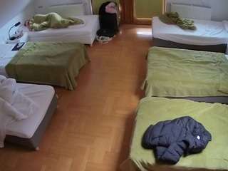 voyeurcam-julmodels-bed-6