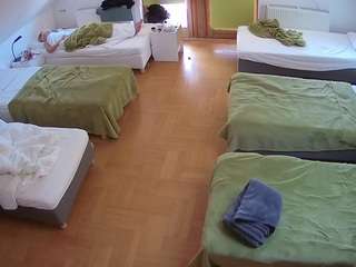 voyeurcam-julmodels-bed-6