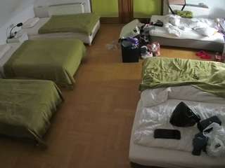 voyeurcam-julmodels-bed-6 webcam