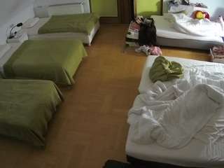 voyeurcam-julmodels-bed-6 webcam