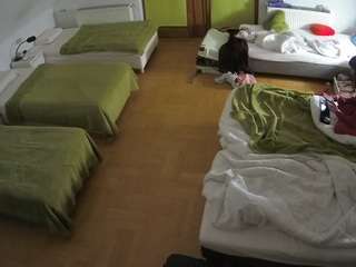 voyeurcam-julmodels-bed-6 webcam