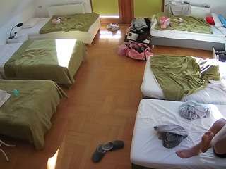 voyeurcam-julmodels-bed-6
