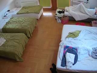 voyeurcam-julmodels-bed-6