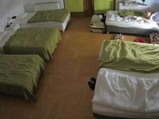 voyeurcam-julmodels-bed-6