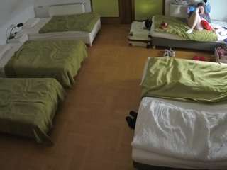 voyeurcam-julmodels-bed-6