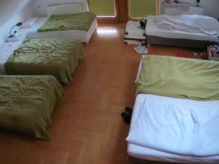 voyeurcam-julmodels-bed-6