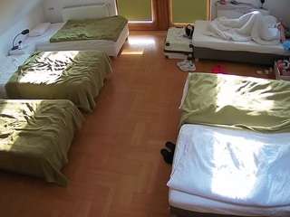 voyeurcam-julmodels-bed-6