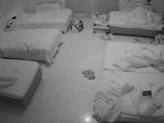 voyeurcam-julmodels-bed-6 webcam
