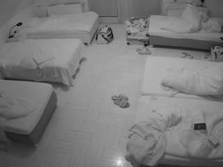 voyeurcam-julmodels-bed-6 live cam profile
