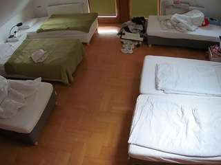 voyeurcam-julmodels-bed-6 Hidden live webcam