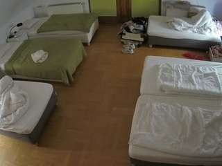 voyeurcam-julmodels-bed-6