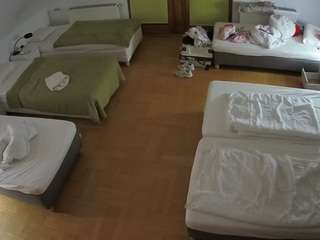 le modèle voyeurcam-julmodels-bed-6 est en webcam porno dans un show sur le site camsoda, il possède les tags suivants: flashing,hidden cam,julmodels house,no drinking,no smoking,perkytits,pov,sex,sexwebcam,hd