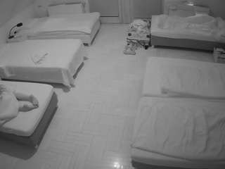 le modèle voyeurcam-julmodels-bed-6 est en webcam porno dans un show sur le site camsoda, il possède les tags suivants: flashing,hidden cam,julmodels house,no drinking,no smoking,perkytits,pov,sex,sexwebcam,hd