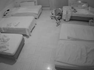 voyeurcam-julmodels-bed-6 live cam profile